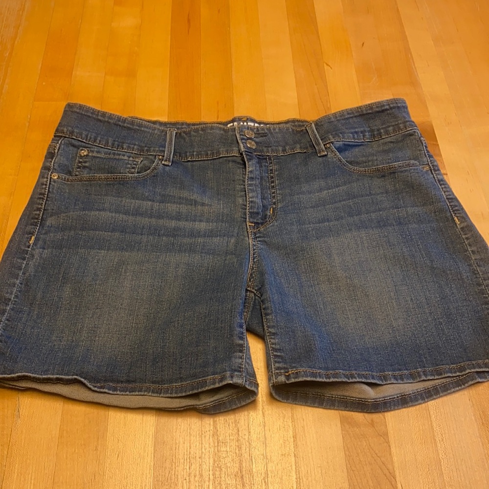 Jean Shorts Sz 14